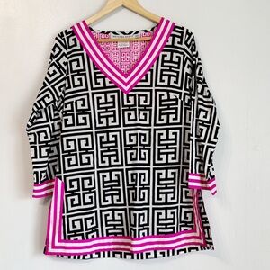 Gretchen Scott Mandarin Tunic Top Size Large Black White Pink Resort Vacation
